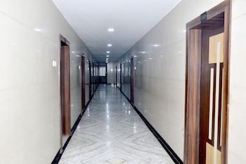 hotel adarsh