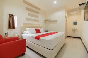 reddoorz plus near millenium ict centre medan 2
