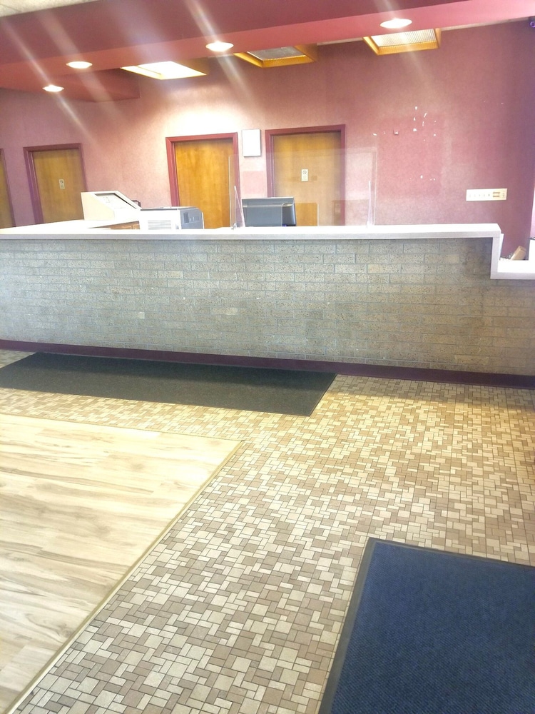 courtyard hotel and event center