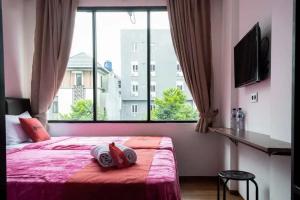 reddoorz plus near ice bsd 2