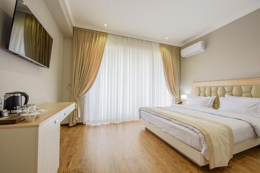 sato hotel tashkent