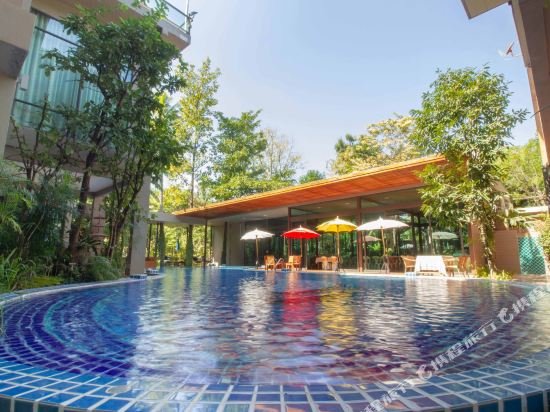 tree scape retreat resort