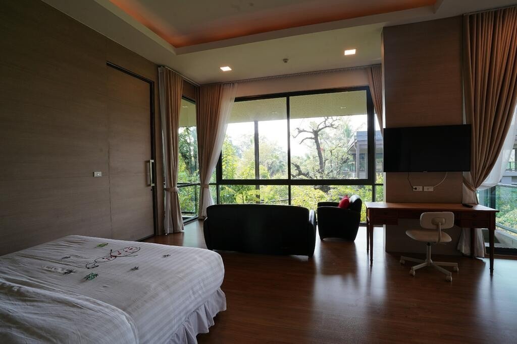 tree scape retreat resort