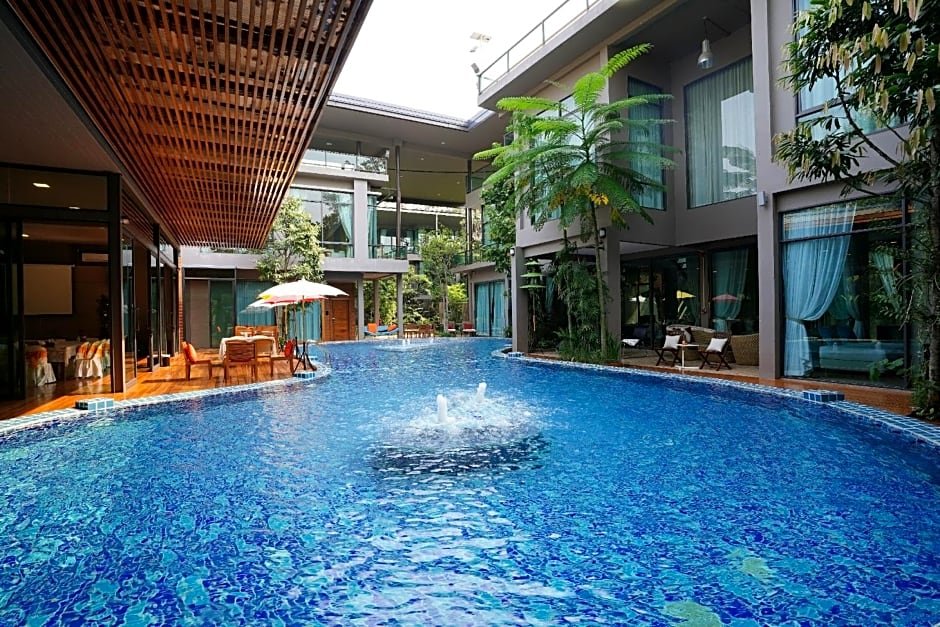 tree scape retreat resort