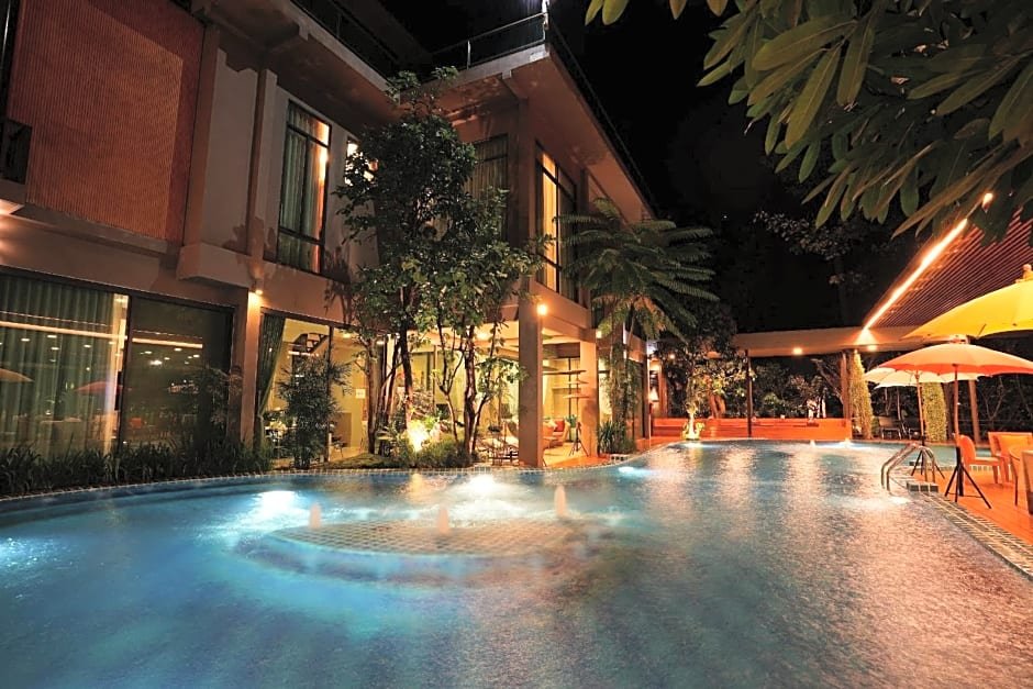 tree scape retreat resort