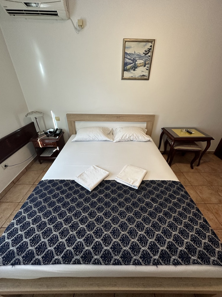 vila lux hotel
