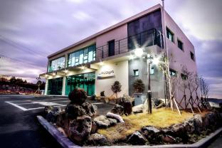 pool and villa sorang