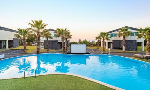 pool and villa sorang