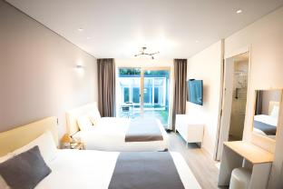 pool and villa sorang