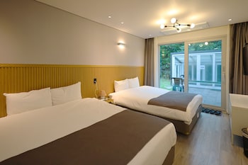 pool and villa sorang