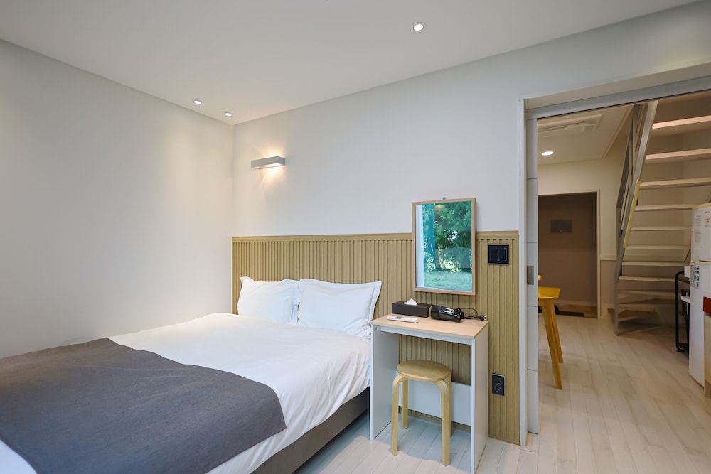 pool and villa sorang