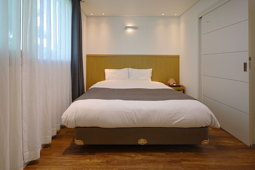 pool and villa sorang