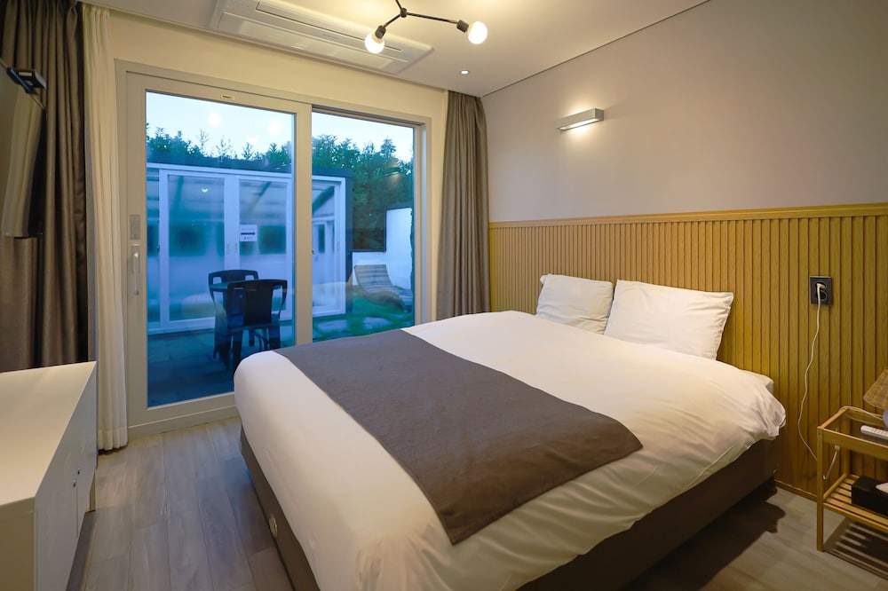 pool and villa sorang