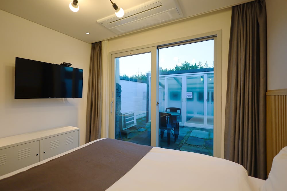 pool and villa sorang