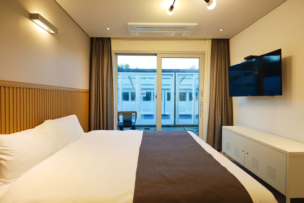 pool and villa sorang