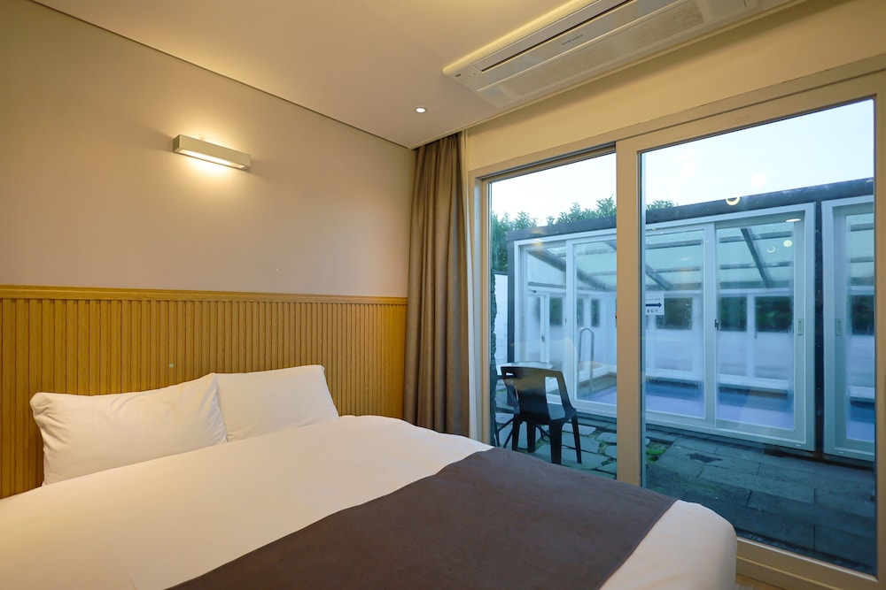 pool and villa sorang