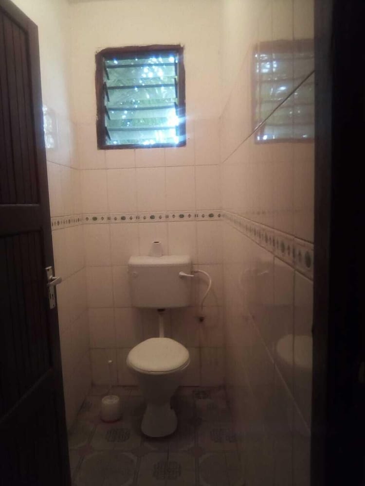 one world apartments bamburi
