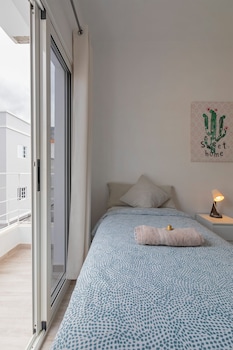 tenerife urban rooms