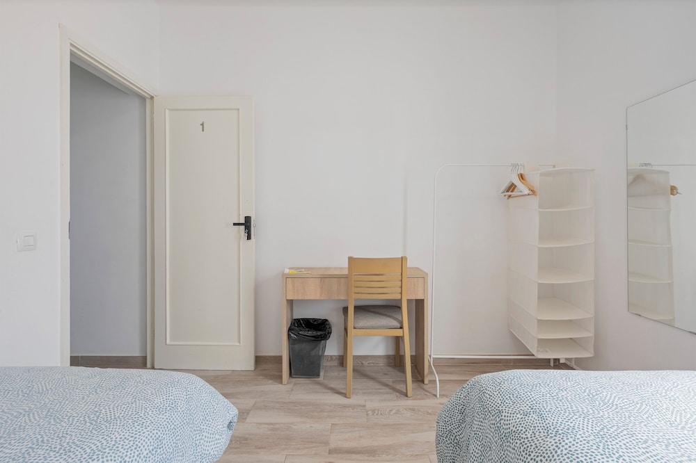 tenerife urban rooms