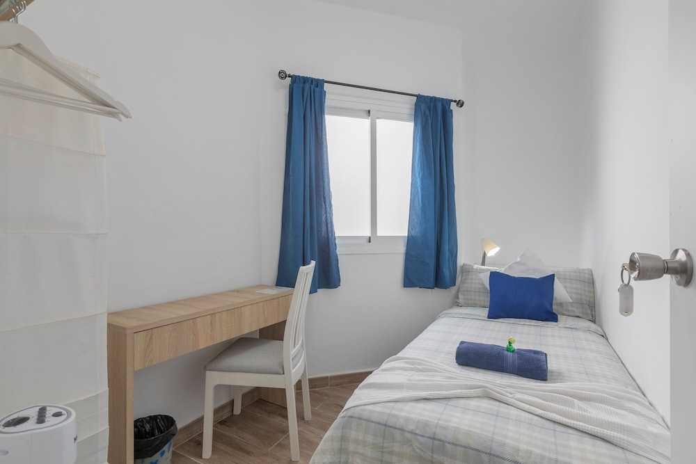 tenerife urban rooms