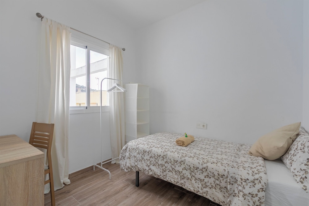 tenerife urban rooms