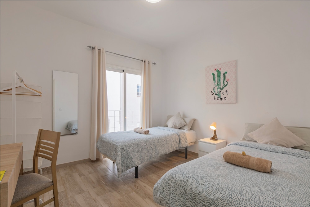 tenerife urban rooms