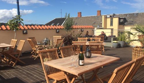 city hotel apartments