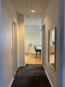 city hotel apartments