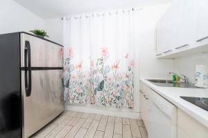 sofi beach apartment