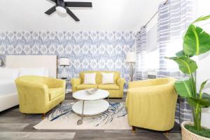 sofi beach apartment