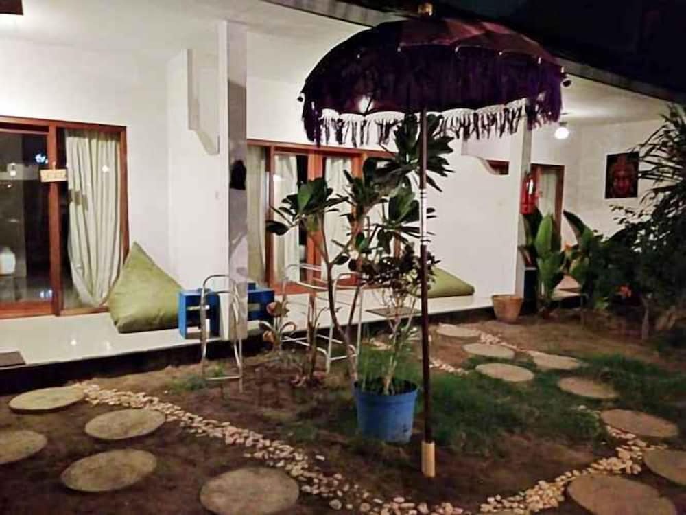 dream hotel