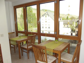 weingut and gastehaus kaufmann schneider