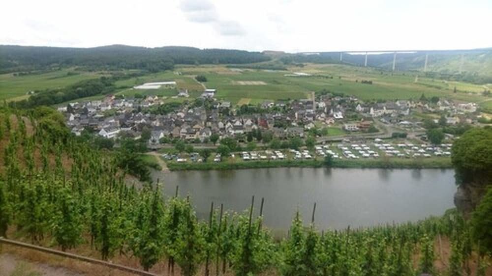 Weingut & Gastehaus Kaufmann-Schneider,,3 star