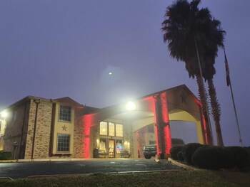 chaparral motel