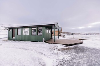 hlid huts