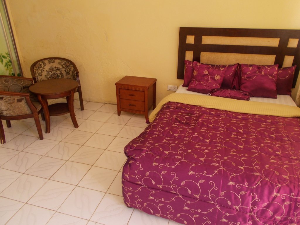 sago palm executive lodge