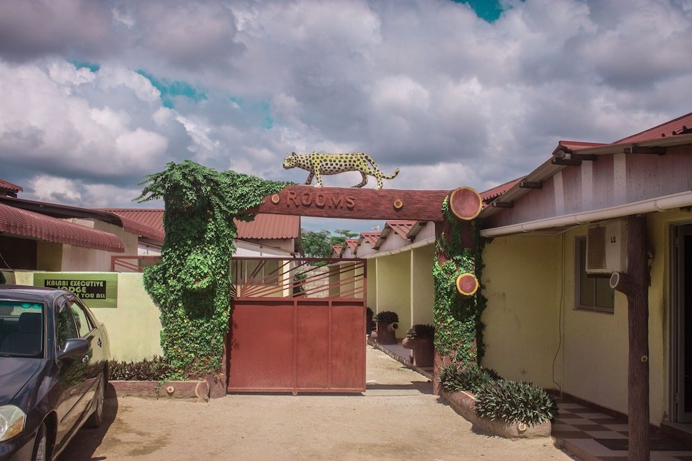 sago palm executive lodge