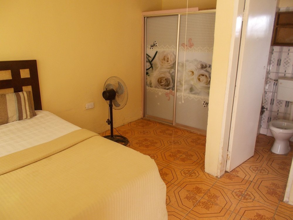 sago palm executive lodge