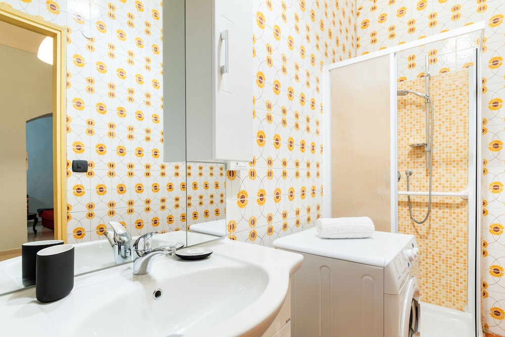 dante subway apartment