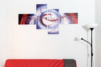 dante subway apartment