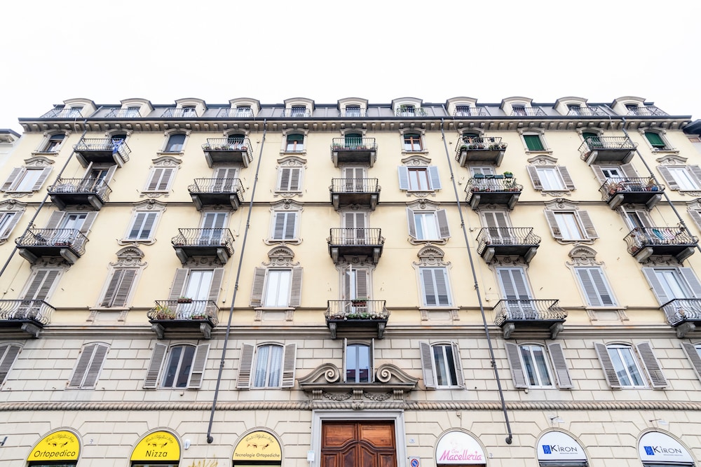 dante subway apartment