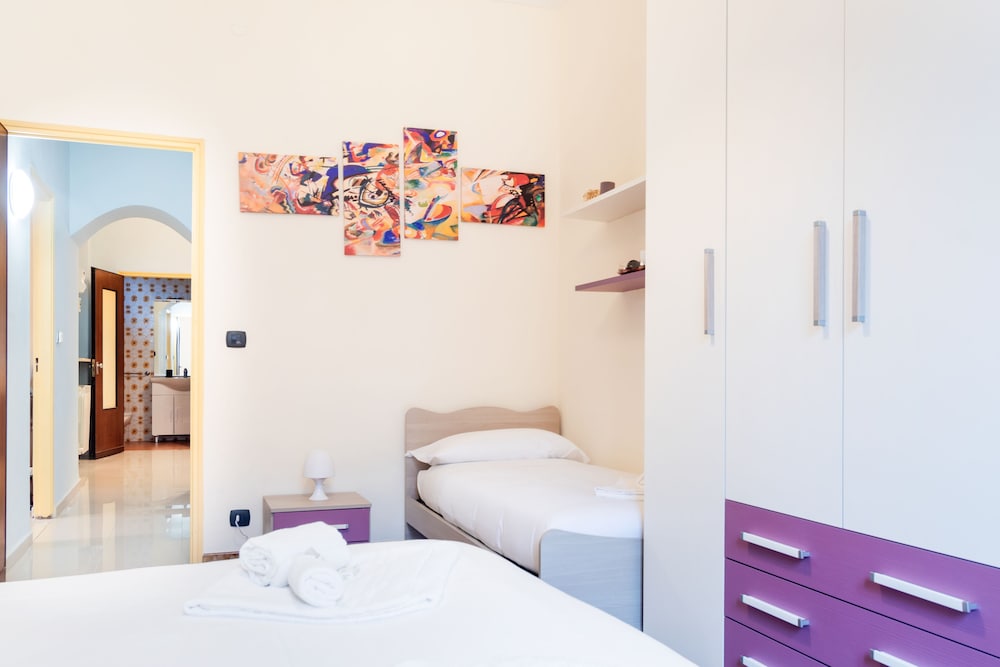 dante subway apartment