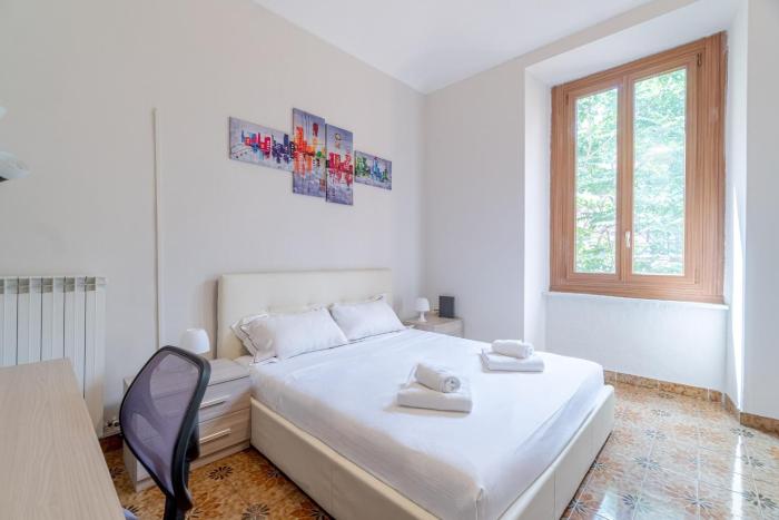 dante subway apartment