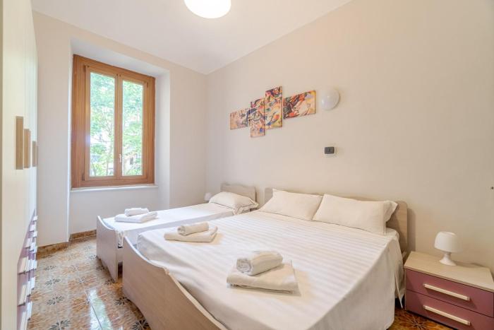 dante subway apartment