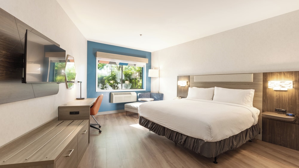holiday inn express bellingham by ihg