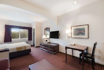 quality inn grand suites bellingham