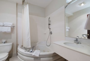 quality inn grand suites bellingham