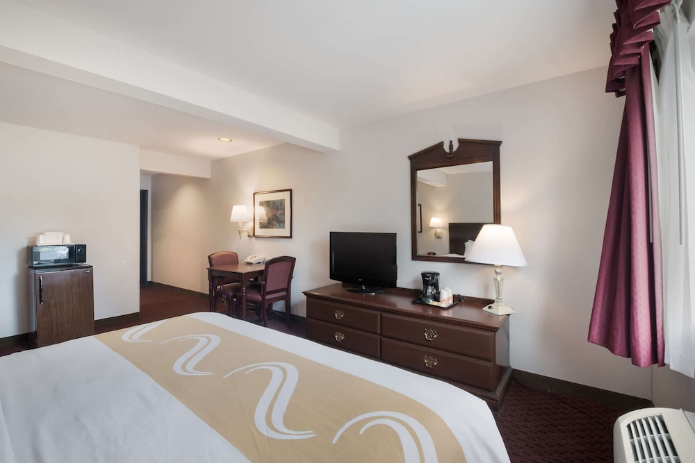 quality inn grand suites bellingham