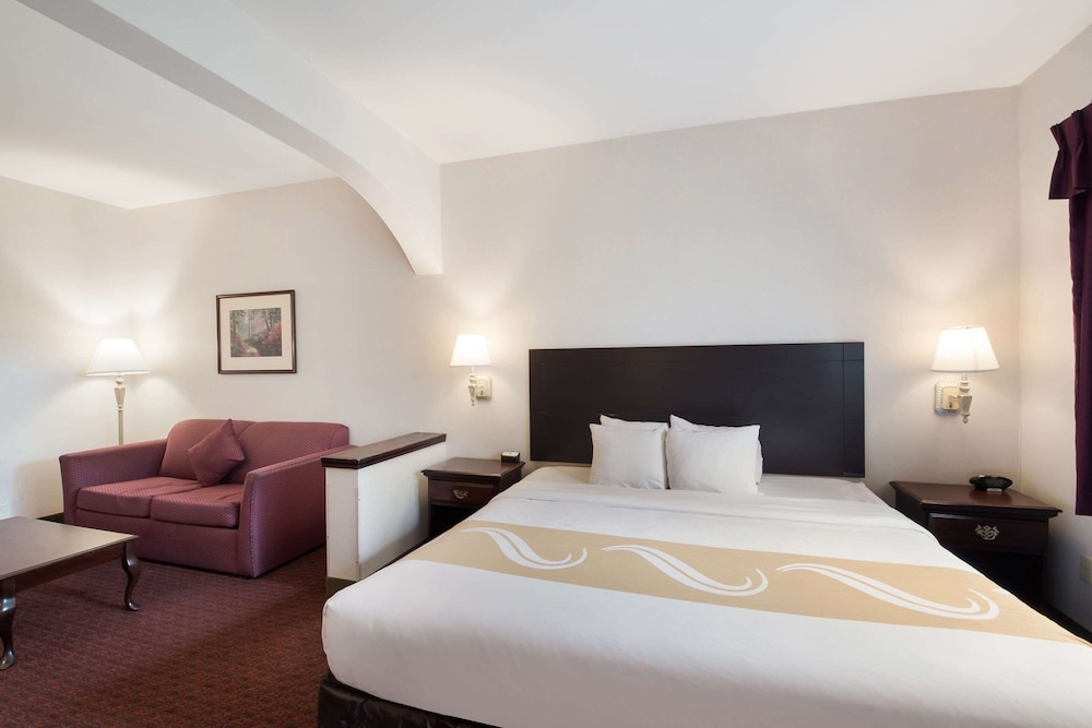 quality inn grand suites bellingham
