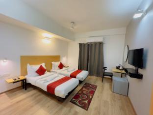 hotel aarkay palace